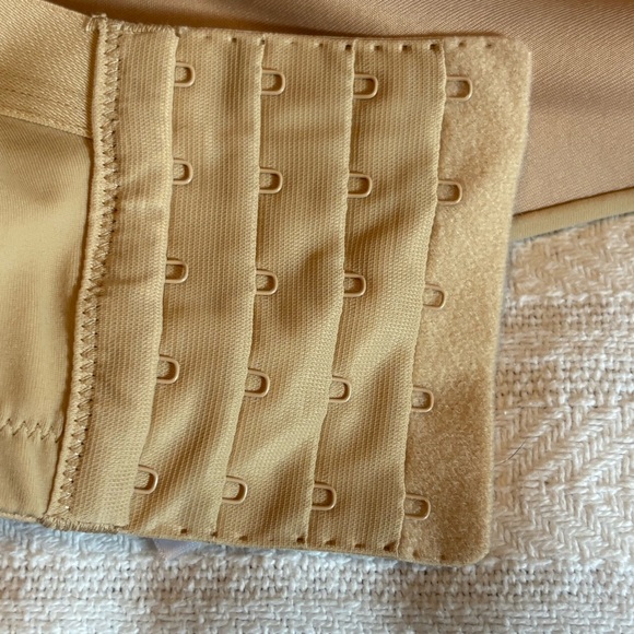 Cacique Tan T-Shirt Bra with Padded Cups and Underwire - Picture 4 of 5